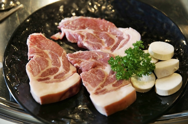 제주 한경면 폴부엌 이층집 주변 웃뜨르 우리돼지 흑돼지 맛집